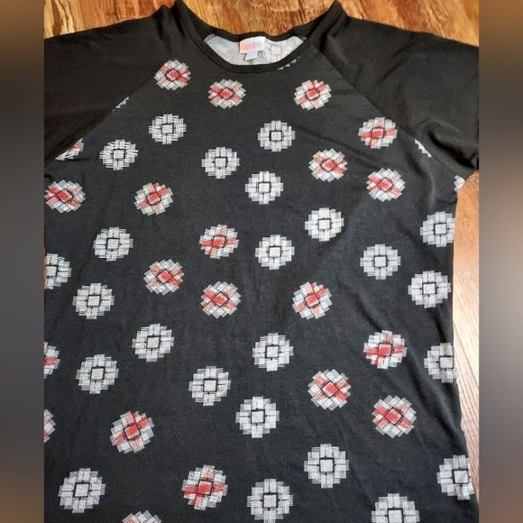 Lularoe XL Randy raglan sleeve baseball Top (18-20) - Picture 14 of 14
